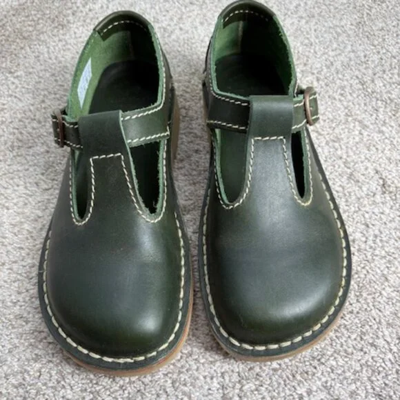 Duckfeet Lolland Mary Jane, Forest Green, size 42 with Removable Insoles* - Picture 4 of 16